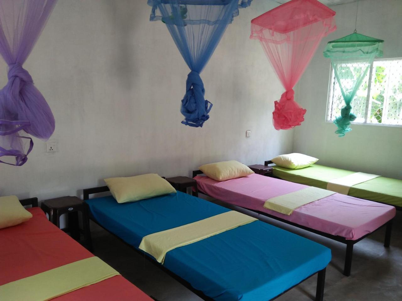 Helena Hostel Dikwella Dış mekan fotoğraf